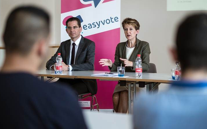 Easyvote – colloquio con la presidente della Confederazione Simonetta Sommaruga (foto: Easyvote)
